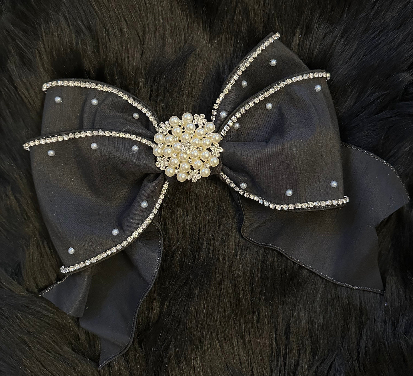 Bella Bow Black Pearl