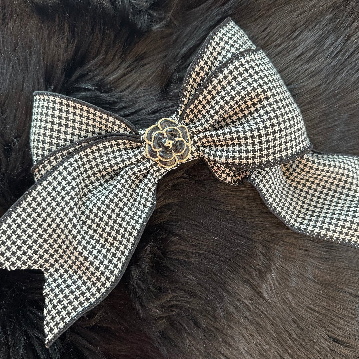 Bella Bow Houndstooth Camellia