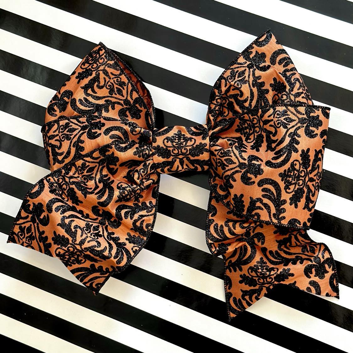 Bella Bow Damask in Orange