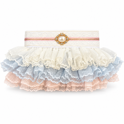 The Wrinklebottoms Ruffle Collar